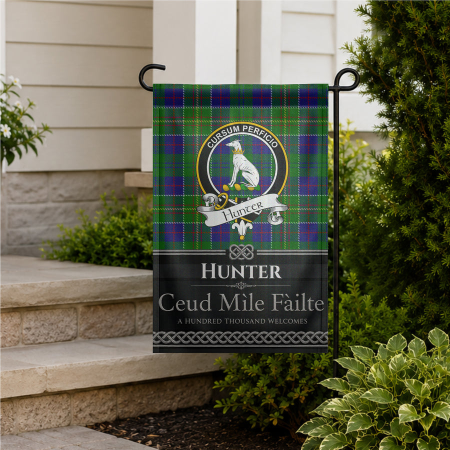 Hunter Scottish Clan Crest Garden Flag - Black Design